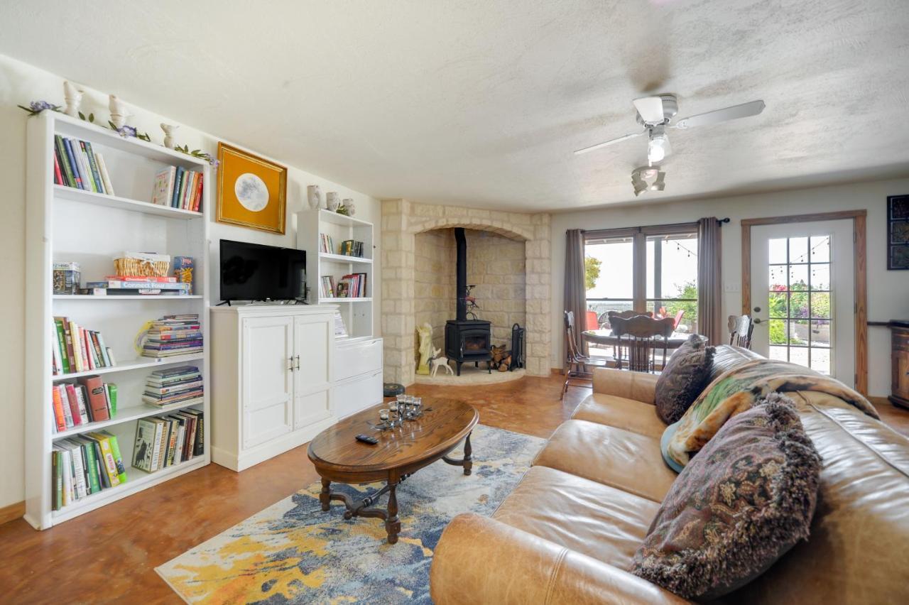 Villa Fredericksburg Retreat With Private Hot Tub And Patio! Exterior foto